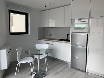 /international/gi/stunning-studio-apartment-in-the-hub-gibraltar-the-hub-the-hub-310104834668/