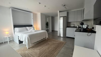 /international/gi/34-devil-s-tower-rd-gibraltar-ws-310108306239/