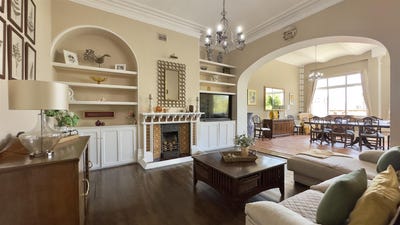 /international/gi/lovely-3-bedroom-apartment-in-town-area-gibraltar-town-area-town-area-ws-310108597108/