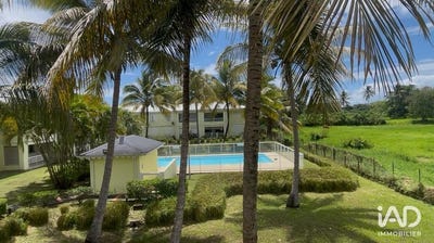 /international/gp/petit-bourg-basse-terre-310107323205/