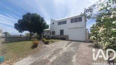 /international/gp/sainte-anne-pointe-a-pitre-310106511974/