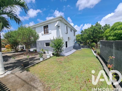 /international/gp/port-louis-pointe-a-pitre-310108285362/
