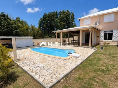 /international/gp/saint-francois-pointe-a-pitre-310109237492/