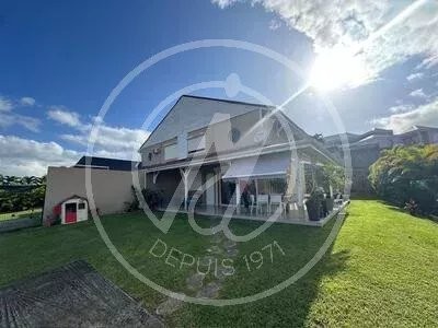 /international/gp/petit-bourg-basse-terre-310100792193/?lang=fr