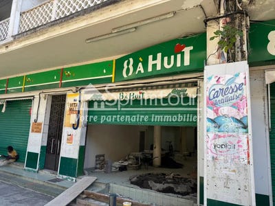 /international/gp/basse-terre-basse-terre-310105695856/