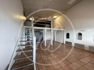 /international/gp/baie-mahault-basse-terre-310106834244/
