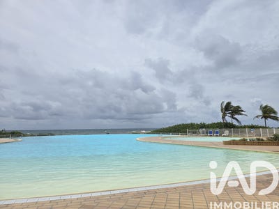 /international/gp/st-francois-pointe-a-pitre-310108403709/