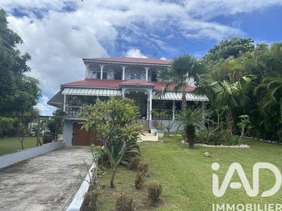 /international/gp/saint-francois-pointe-a-pitre-310107522828/