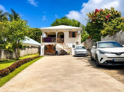 /international/gp/le-gosier-pointe-a-pitre-310109078474/