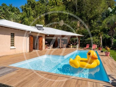 /international/gp/le-gosier-pointe-a-pitre-310105923876/