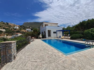 /international/gr/kokkino-chorio-crete-310108602643/