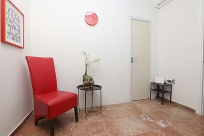 /international/gr/filolaou-athens-attica-310094227599/