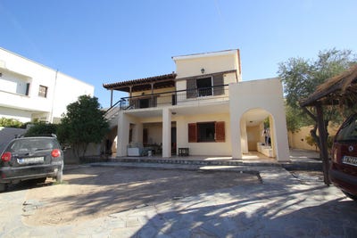 /international/gr/aegina-attica-310108137786/