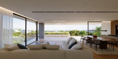 /international/gr/voula-attica-310108317396/