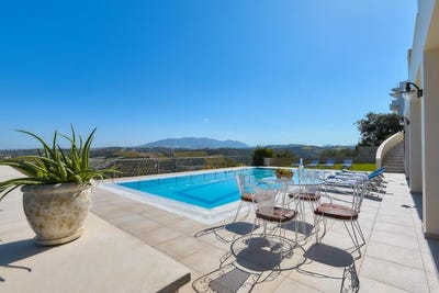 /international/gr/finikia-crete-310106109758/