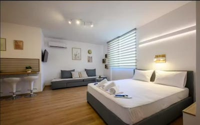 /international/gr/feraiou-riga-spata-loutsas-attica-310093822680/