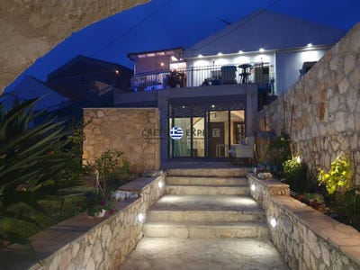 /international/gr/kokkino-chorio-crete-310104182634/