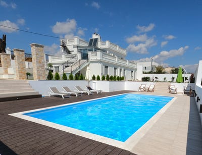 /international/gr/zefirou-rafina-attica-310107009275/