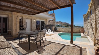 /international/gr/panormos-crete-310105996241/