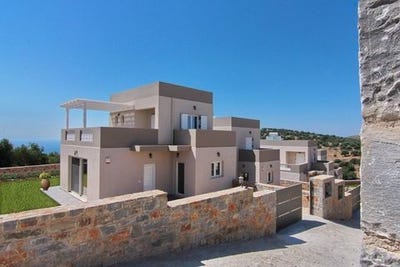 /international/gr/neapoli-crete-310103786859/