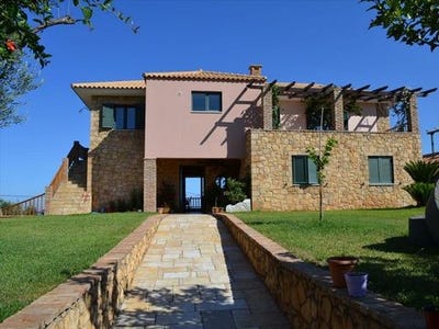 /international/gr/pirgos-peloponnese-western-greece-and-ionian-310103790196/?lang=de