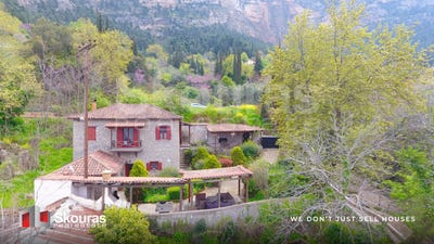 /international/gr/peloponnese-western-greece-and-ionian-310107743641/