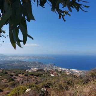/international/gr/roussa-ekklisia-crete-310106290064/