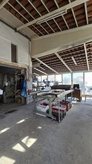 /international/gr/petroupoli-attica-310106138589/