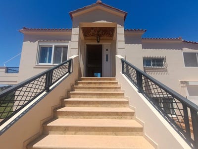 /international/gr/kampani-crete-310109354178/
