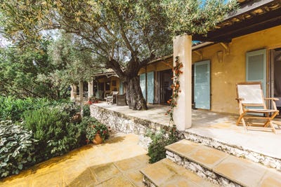 /international/gr/agios-nikolaos-agios-nikolaos-thessaly-central-greece-310108808056/