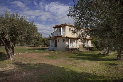 /international/gr/loutraki-perachora-peloponnese-western-greece-and-ionian-310103792203/