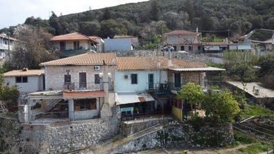 /international/gr/lefkada-peloponnese-western-greece-and-ionian-310105897703/