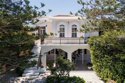 /international/gr/chios-aegean-310109262794/