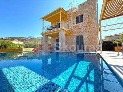 /international/gr/riglia-peloponnese-western-greece-and-ionian-310100937495/