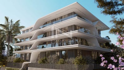/international/gr/glyfada-attica-310108525884/