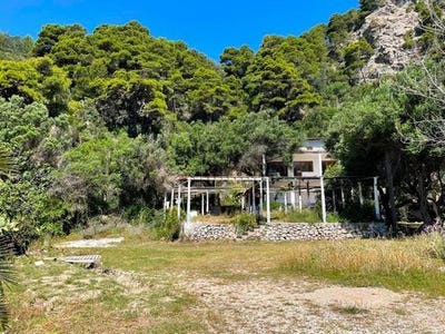 /international/gr/corfu-peloponnese-western-greece-and-ionian-310103787378/