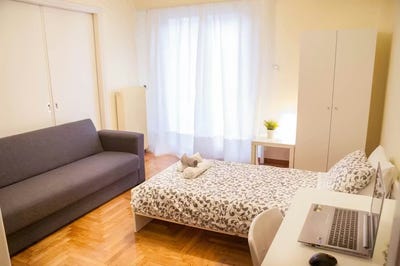/international/gr/smolensky-athens-attica-310093838181/