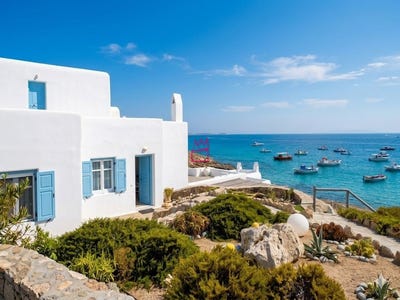 /international/gr/agios-stefanos-mikonos-south-aegean-310108596174/
