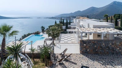 /international/gr/elounda-crete-310102067339/