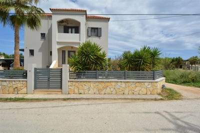/international/gr/tavronitis-crete-310107499758/