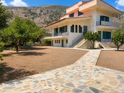 /international/gr/central-greece-agioi-pantes-fokida-thessaly-central-greece-310109560923/