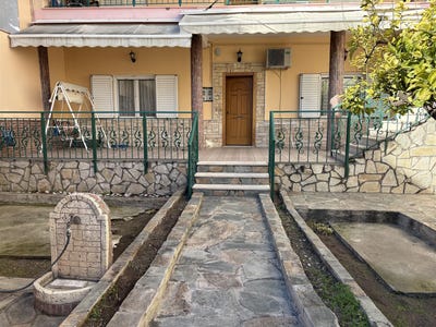 /international/gr/peristeri-attica-310105007228/
