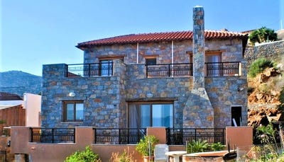 /international/gr/elounda-crete-120094890214/