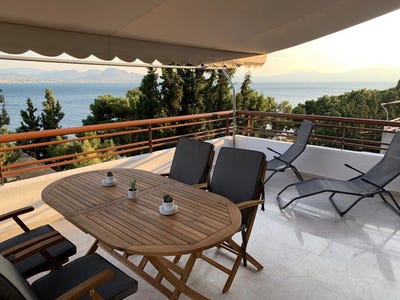 /international/gr/loytraki-peloponnese-western-greece-and-ionian-120092186405/