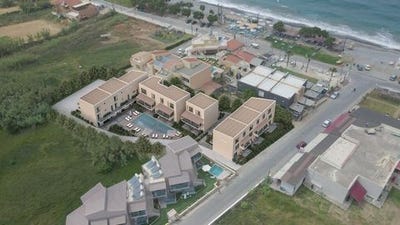/international/gr/platanias-crete-310103773272/