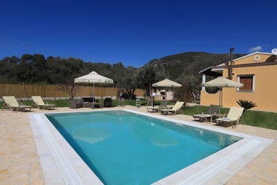 /international/gr/corfu-peloponnese-western-greece-and-ionian-310104039670/