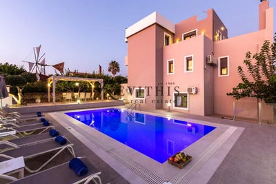 /international/gr/adelianos-kampos-crete-310108928276/