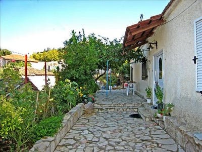/international/gr/movri-peloponnese-western-greece-and-ionian-310103789441/