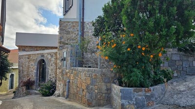 /international/gr/mochos-crete-310119975293/