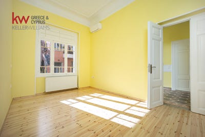 /international/gr/exarchia-neapoli-attica-region-310106460658/